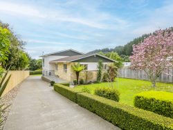 43 Kaitawa Crescent, Paraparaumu, Kapiti Coast, Wellington, 5032, New Zealand