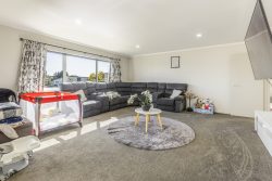 11 Henriette Place, The Gardens, Auckland, 2105, New Zealand