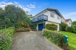 10 Zande Terrace, Tawa, Wellington, 5028, New Zealand
