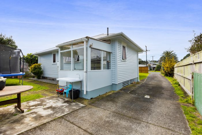 31 Paritutu Road, Spotswood, New Plymouth, Taranaki, 4310, New Zealand