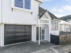 10A Tutchen Avenue, Mount Victoria, Wellington, 6011, New Zealand