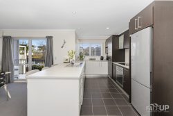 2/143a Wiseley Road, West Harbour, Waitakere City, Auckland, 0618, New Zealand
