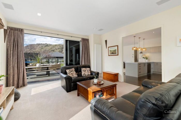 8 Bridesdale Drive, Lake Hayes, Queenstown-Lakes, Otago, 9304, New Zealand