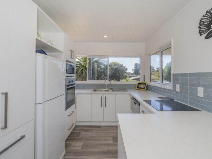 14 Holland Close, Pauanui, Thames-Coromandel, Waikato, 3579, New Zealand