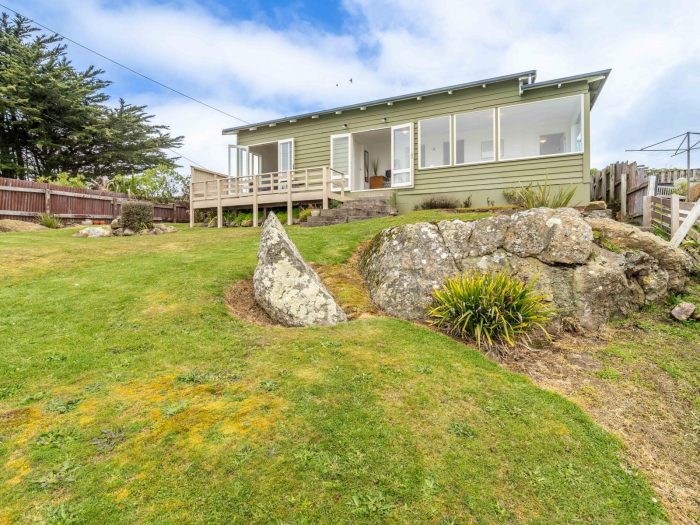 164 Rocks Highway, Riverton, Southland, 9822, New Zealand