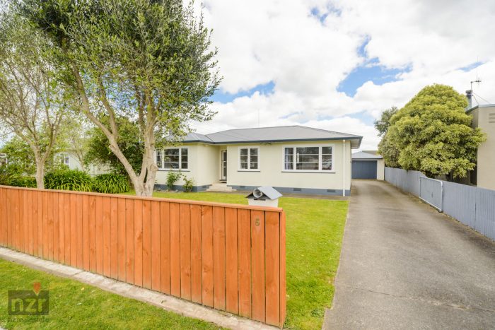 15 Roots Street East, Feilding, Manawatu, Manawatu / Whanganui, 4702, New Zealand