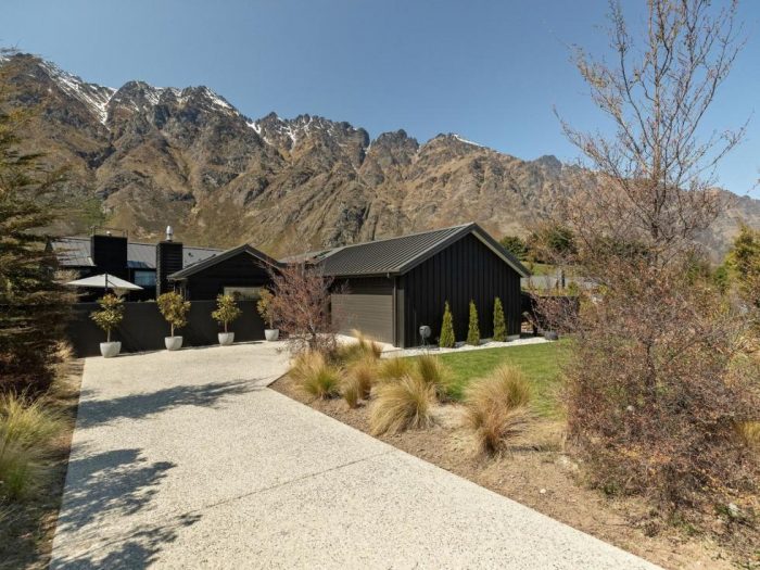 10 Pendeen Crescent, Jacks Point, Queenstown-Lakes, Otago, 9371, New Zealand