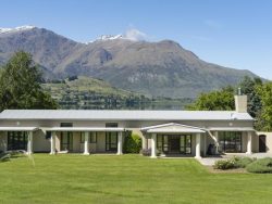 42 Central Park Avenue, Lake Hayes, Queenstown-Lakes, Otago, 9371, New Zealand