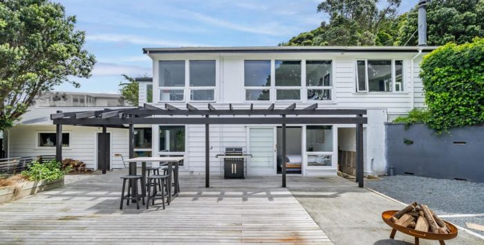20 Raroa Place, Pukerua Bay, Porirua, Wellington, 5026, New Zealand