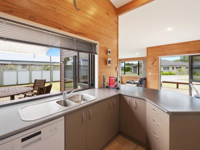 7 Lakemere Way, Kinloch, Taupo, Waikato, 3377, New Zealand