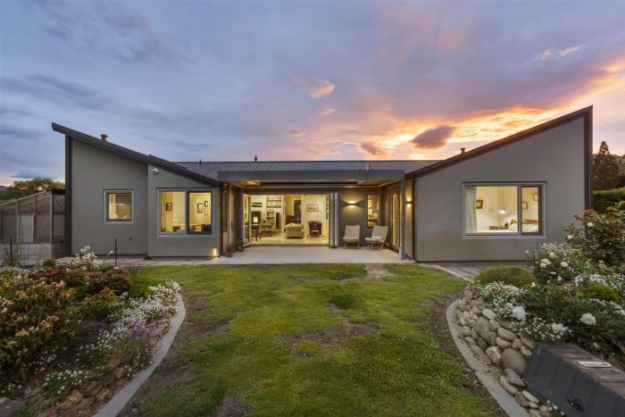 4 Lowburn Valley Road, Cromwell, Central Otago, Otago, 9384, New Zealand