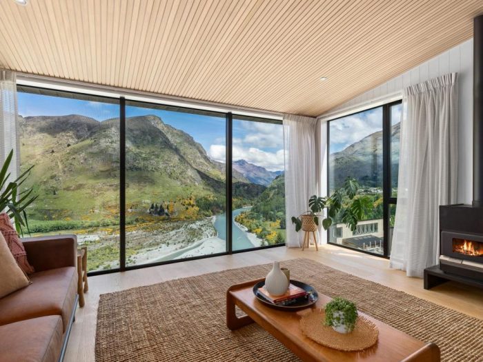 9 Powder Terrace, Arthurs Point, Queenstown-Lakes, Otago, 9371, New Zealand