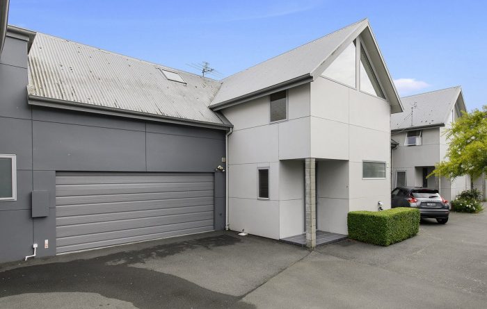 2/1010 Colombo Street, St. Albans, Christchurch City, Canterbury, 8014, New Zealand