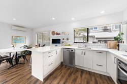 9A Admiral Beatty Avenue, Three Kings, Auckland, 1041, New Zealand