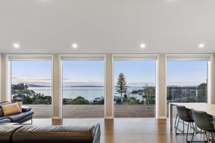 4 Rangitoto View Road, Cockle Bay, Manukau City, Auckland, 2014, New Zealand