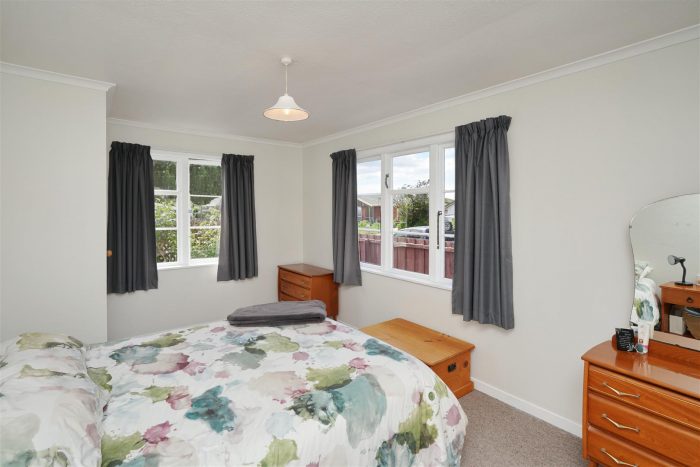 50 Pitcairn Crescent, Bryndwr, Christchurch City, Canterbury, 8053, New Zealand