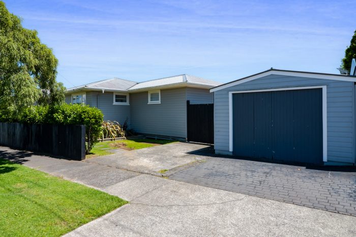 215 Mangorei Road, Merrilands, New Plymouth, Taranaki, 4312, New Zealand