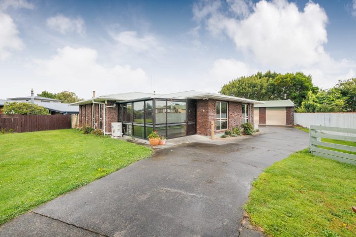 2 Ashdown Crescent, Feilding, Manawatu, Manawatu / Whanganui, 4702, New Zealand