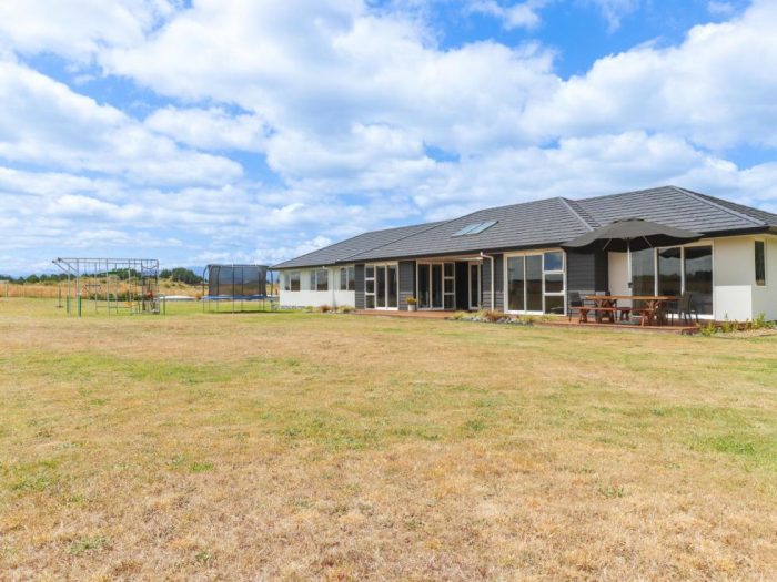 1256 Kanuka Drive, Waitarere Beach, Horowhenua, Manawatu / Whanganui, 5510, New Zealand