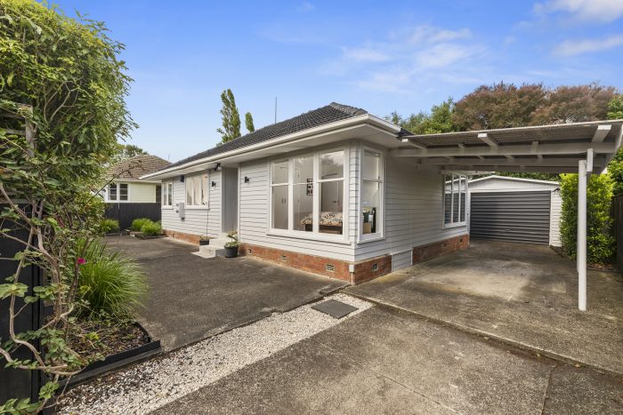 2/92 Kervil Avenue, Te Atatū Peninsula, Auckland, 0610, New Zealand