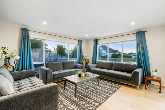 85 Ridgedale Road, Millwater, Rodney, Auckland, 0932, New Zealand