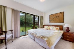 9 Langstone Place, Chatswood, North Shore City, Auckland, 0626, New Zealand
