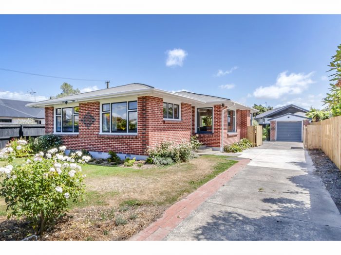 15 Torquay Place, Bryndwr, Christchurch City, Canterbury, 8053, New Zealand