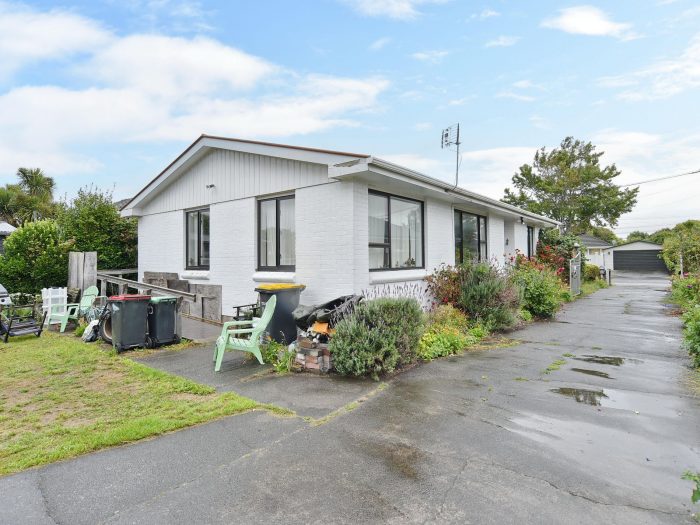 17 Banbury Street, Burnside, Christchurch City, Canterbury, 8053, New Zealand