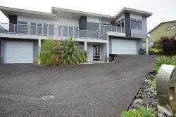 3 Orewa Heights Crescent, Orewa, Rodney, Auckland, 0931, New Zealand