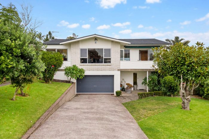 48 Littlejohn Street, Hillsborough, Auckland, 1042, New Zealand