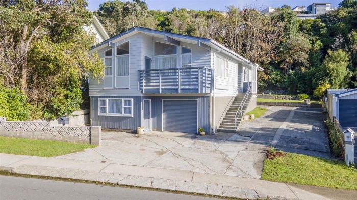 16 Truscott Avenue, Johnsonville, Wellington, 6037, New Zealand