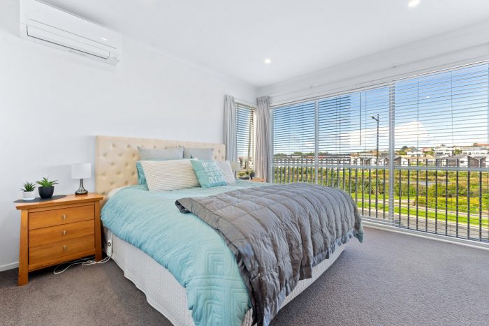 28 Owen Chapman Drive, Red Beach, Rodney, Auckland, 0932, New Zealand