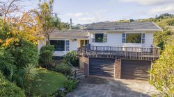 4 Halswater Drive, Churton Park, Wellington, 6037, New Zealand