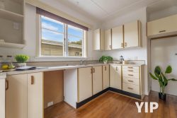 6 Lyndhurst Road, Tawa, Wellington, 5028, New Zealand