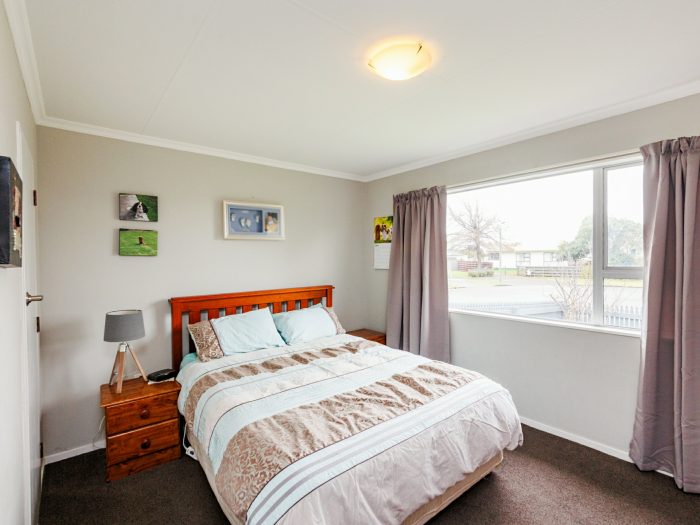 8 Suzanne Grove, Kelvin Grove, Palmerston North, Manawatu / Whanganui, 4414, New Zealand