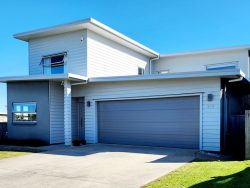 126 Maire Road, Orewa, Rodney, Auckland, 0931, New Zealand