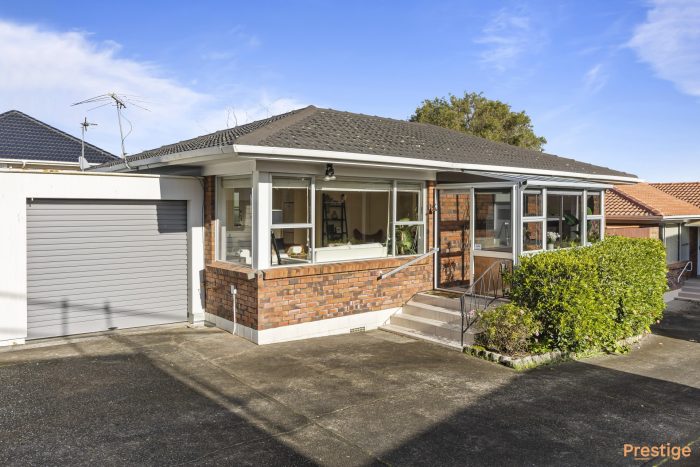 2/21 Jutland Road, Hauraki, North Shore City, Auckland, 0622, New Zealand