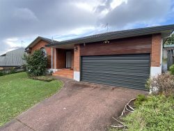 64 Caribbean Drive, Unsworth Heights, North Shore City, Auckland, 0632, New Zealand