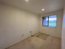 64 Caribbean Drive, Unsworth Heights, North Shore City, Auckland, 0632, New Zealand