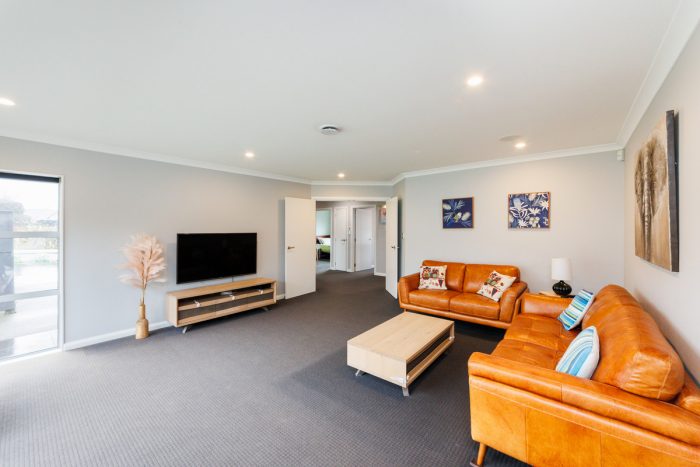 7 Galea Grove, Kelvin Grove, Palmerston North, Manawatu / Whanganui, 4414, New Zealand