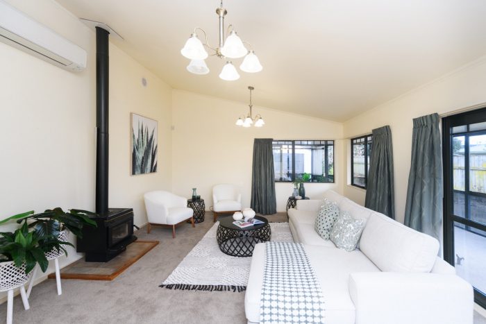 8 Suffolk Crescent, Feilding, Manawatu, Manawatu / Whanganui, 4702, New Zealand