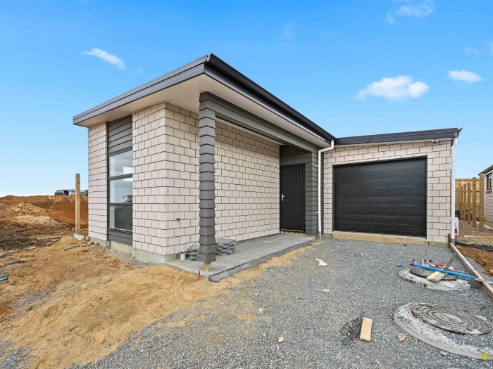 27 Waruhia Crescent, Rototuna, Hamilton, Waikato, 3210, New Zealand