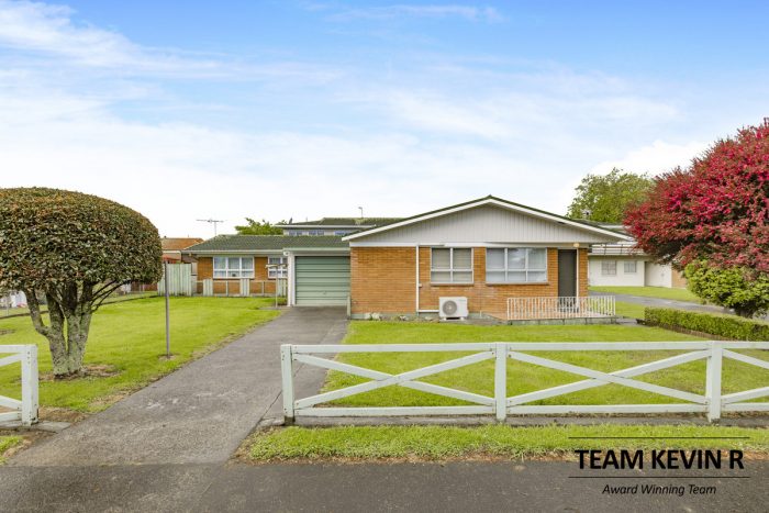 1/16 King Edward Avenue, Papakura, Papakura, Auckland 2110, New Zealand