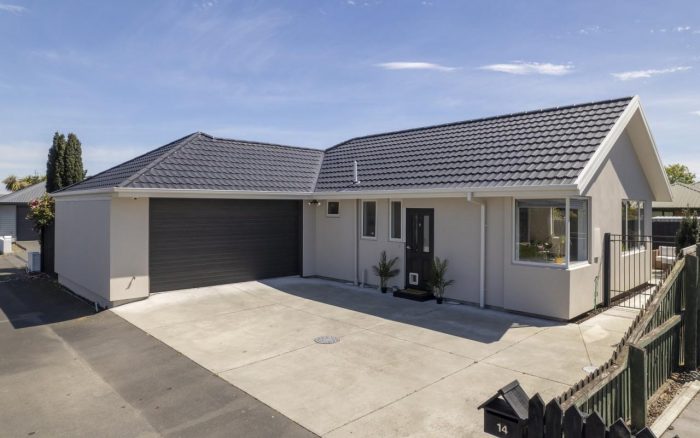 14 Farm Lane, Parklands, Christchurch City, Canterbury, 8083, New Zealand