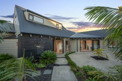 9 Quebec Road, Milford, North Shore City, Auckland, 0620, New Zealand