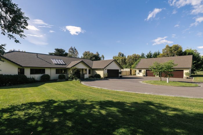 45 Dobsons Lane, Kelvin Grove, Palmerston North, Manawatu / Whanganui, 4470, New Zealand