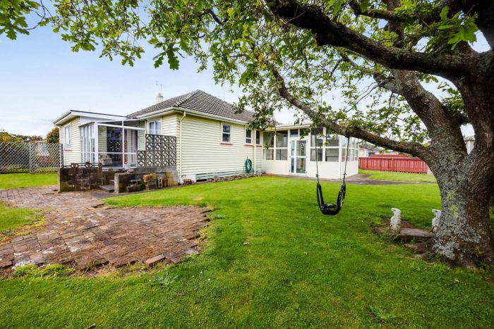 2 Acourt Street, Hawera, South Taranaki, Taranaki, 4610, New Zealand