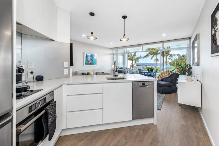 7/3 Hamilton Road, Herne Bay, Auckland, 1011, New Zealand