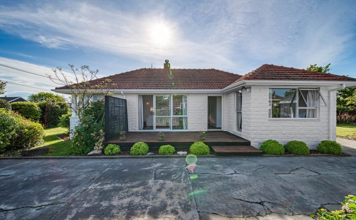 64 Farquhars Road, Redwood, Christchurch City, Canterbury, 8051, New Zealand