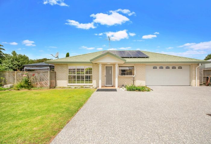 2/35 Jellicoe Road, Manurewa, Manukau City, Auckland, 2102, New Zealand